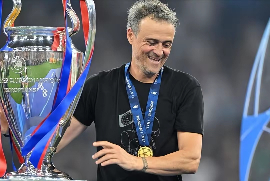 欧冠倒计时，菲尼克斯太阳赛前队长鼓劲，细节引发关注，管理层满意，更衣室氛围转暖的简单介绍-jiuyou官网